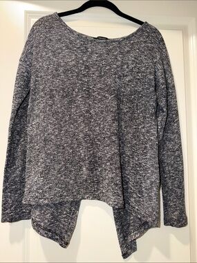 Vintage Forever 21 Charcoal Marled Asymmetrical Hem Sweater